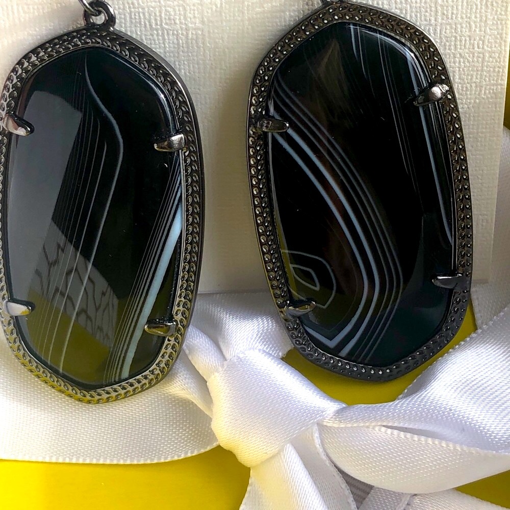 NWOT RARE & Retired Kendra Scott Danielle Earrings Black Banded Agate & Gunmetal - Picture 6 of 14